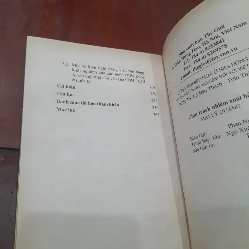 CÔNG NGHIỆP HÓA Ở NIEs ĐÔNG Á và bài học kinh nghiệm đối với Việt Nam 705158