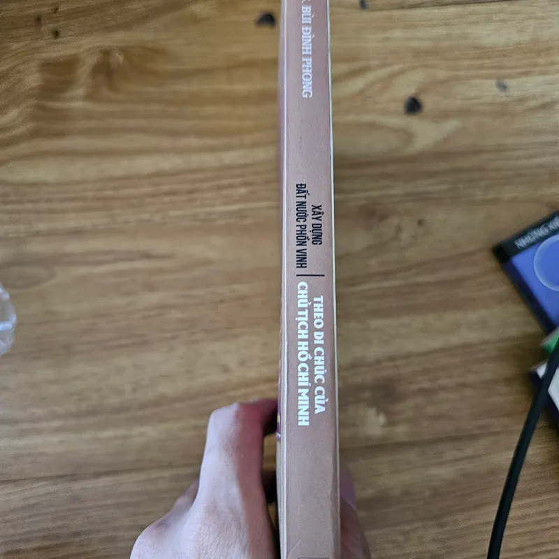 Xây dựng đất nước phồn vinh theo di chúc của chủ tịch Hồ Chí Minh 
 688743