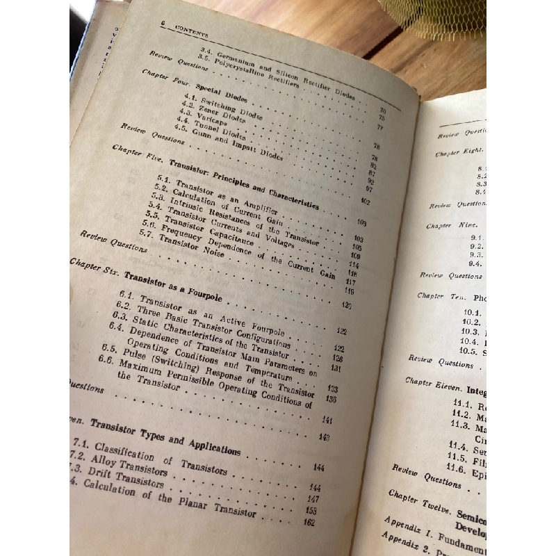 SEMICONDUCTOR DEVICES - V. STUPELMAN and G. FILARETOV 273522