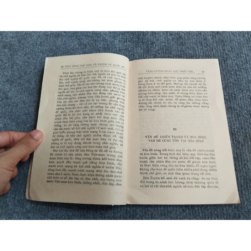 TÌNH HÌNH THẾ GIỚI VÀ NHIỆM VỤ QUỐC TẾ CỦA ĐẢNG TA - LÊ DUẨN 688815