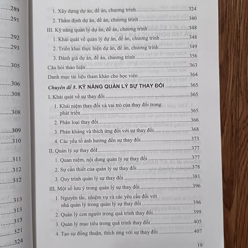 Tàiliệu bồidưỡng đối với công chức ngạch chuyên viên cao cấp và tương đương-Quyển2: Kỹnăng 605444