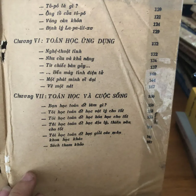 Ông Hoàng và Người đầy tớ của khoa học 1040438