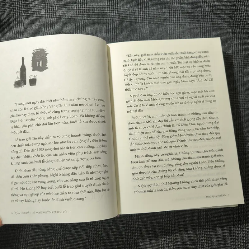 (Bìa cứng) Vừa tỉnh dậy thì nghe nói tôi kết hôn rồi (Tập 1) - Mộc Qua Hoàng 712455