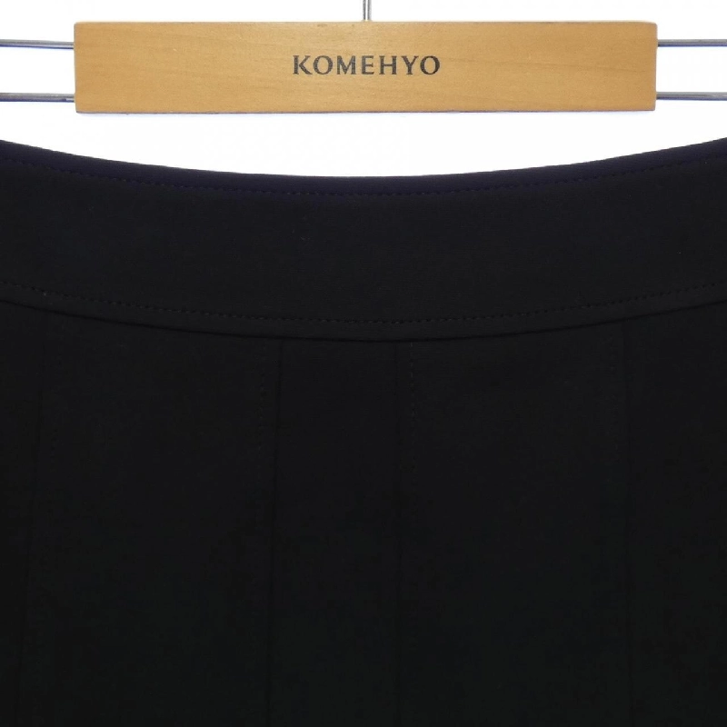 Váy BURBERRY LONDON 654945