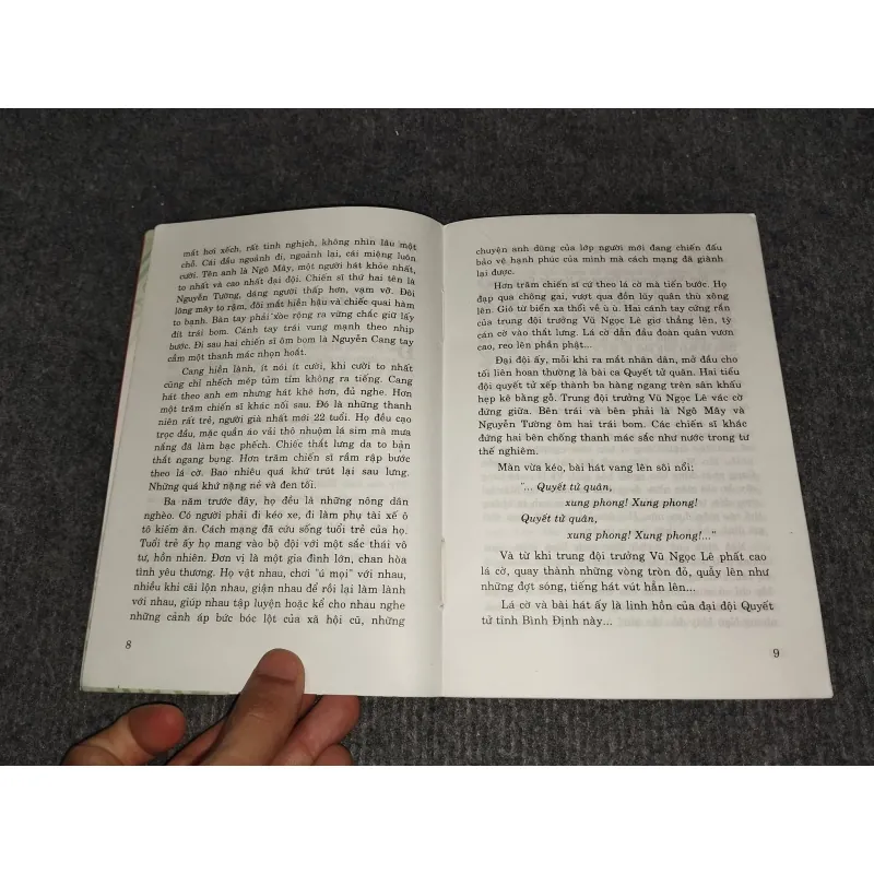 LÁ CỜ QUYẾT TỬ 993103