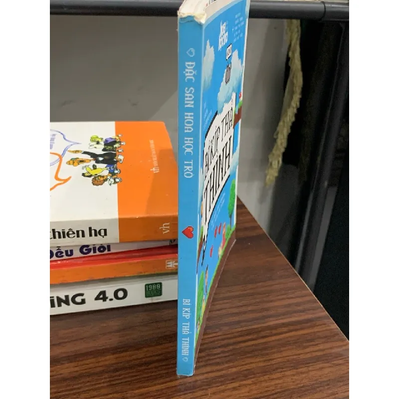 Đặc sản hoa học trò: Bí kíp thả thính 600663