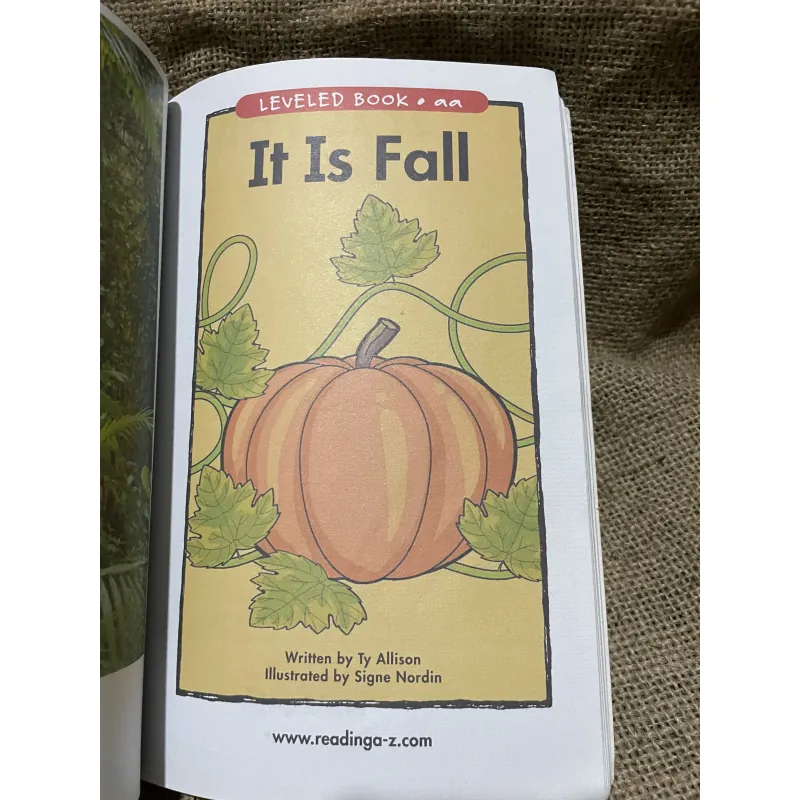 Sách tiếng Anh - Written by Cheryl Ryan • Illustrated by Joe Boddy- little  933219