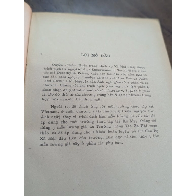 Vấn Đề Kiểm Huấn Trong Dịch Vụ Xã Hội - Dorothy E. Pettes 522092