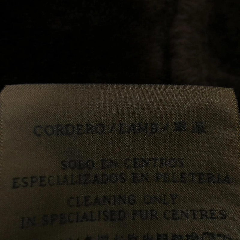 【Mã giảm giá】Áo khoác lông cừu LOEWE 643273