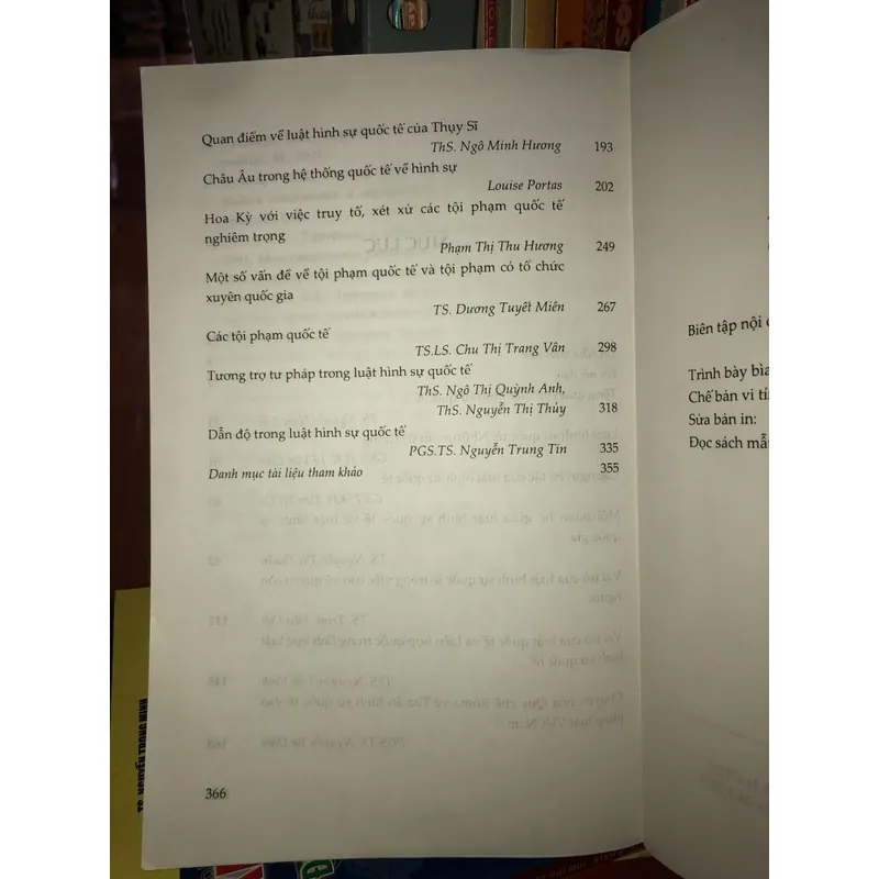 Những vấn đề lý luận, thực tiễn về luật hình sự quốc tế - PGS. TS. Nguyễn Ngọc Chí 596149