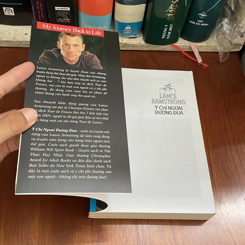 I Tựa sách: Ý Chí Ngoài Đường Đua _ Hành Trình Trở Về Từ Cõi Chết - Lance Armstrong - 2010 534082