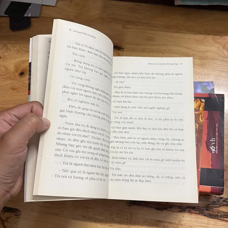 II Tựa Sách: Tự Truyện Trần Văn Khê _ Những Câu Chuyện Từ Trái Tim - 2012 701001