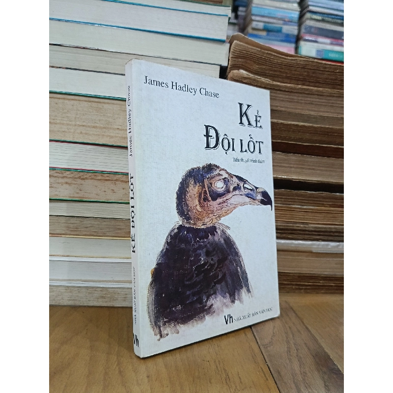 Kẻ đội lốt - James Hadley Chase (Bùi Trị Điền dịch) 971012