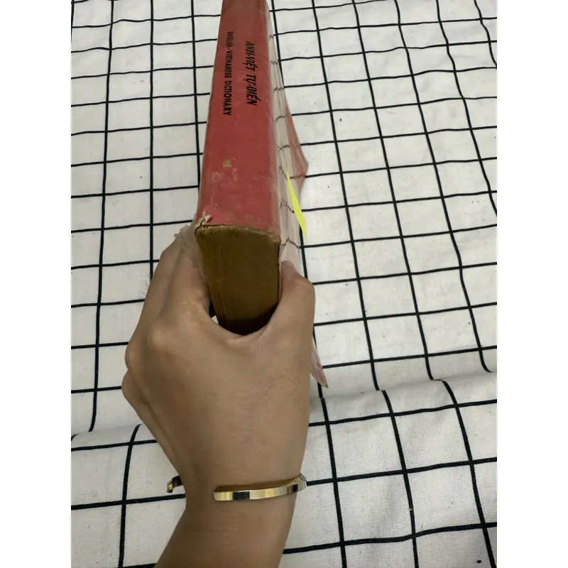 Anh-Việt Tự-Điền  657567