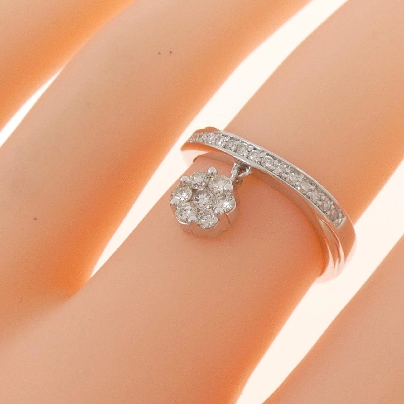 Nhẫn kim cương hoa K18WG 0.30CT 667780