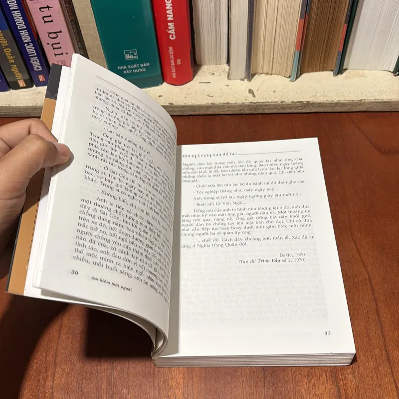 II Văn Học: Những Trang Văn Để Lại - Thế Vũ - 2005 746021