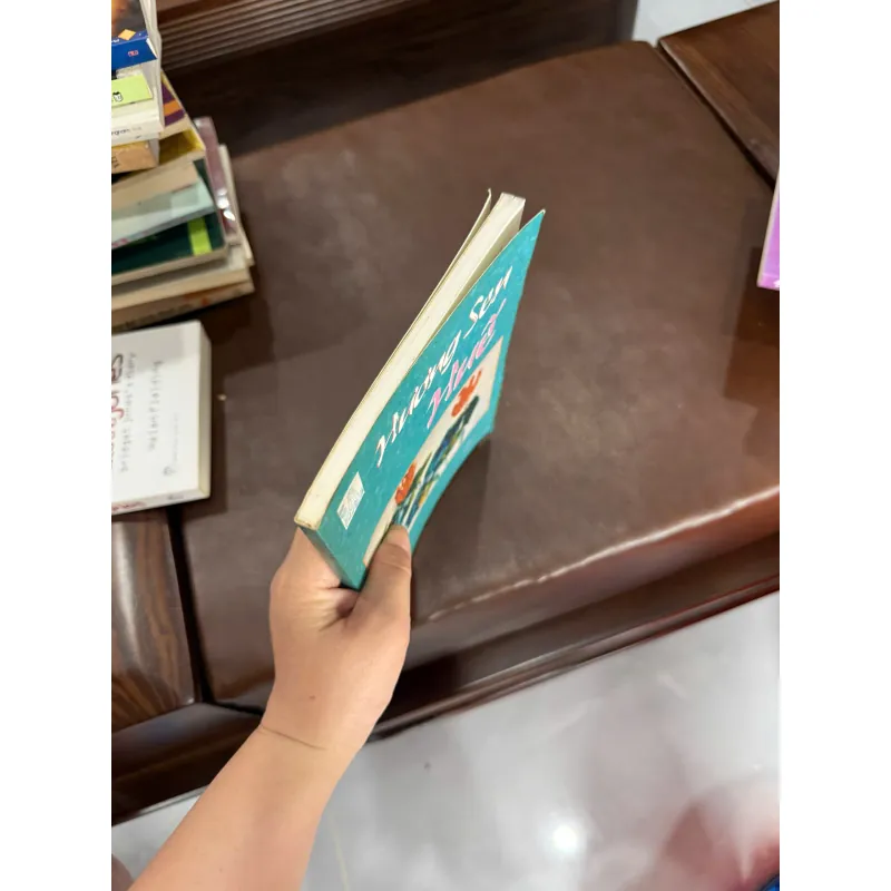 Hương Sen Huế – Tuyển tập văn thơ về xứ Huế- K4 1029443