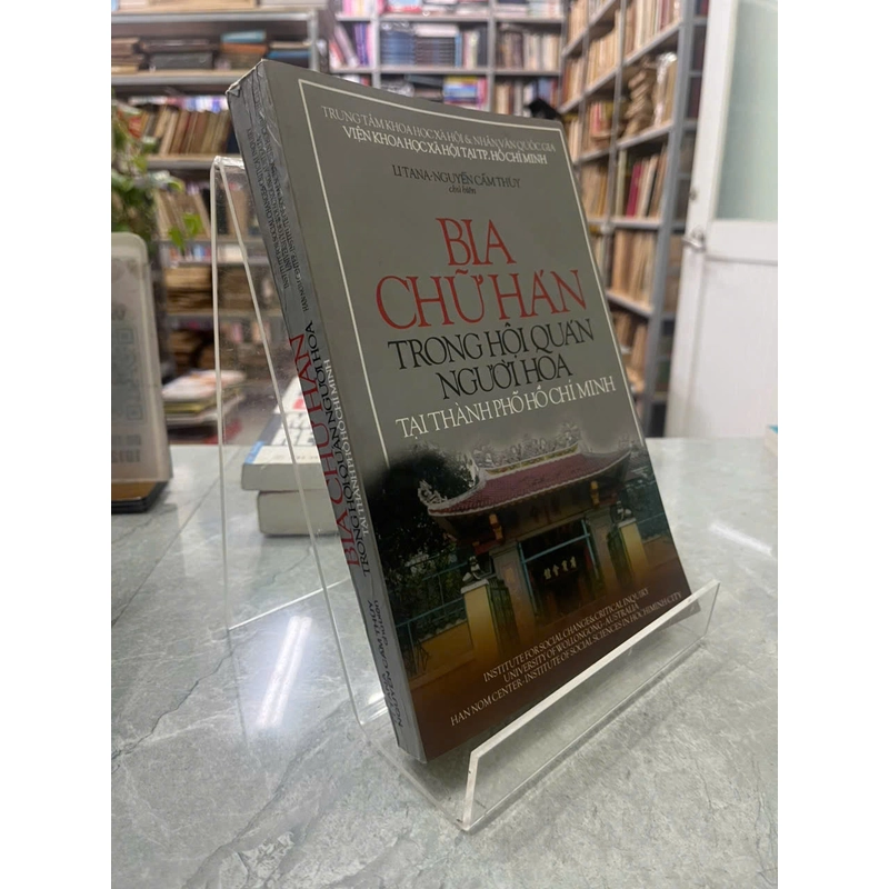 BIA CHỮ HÁN TRONG HỘI QUÁN NGƯỜI HOA TẠI THÀNH PHỐ HỒ CHÍ MINH 536399