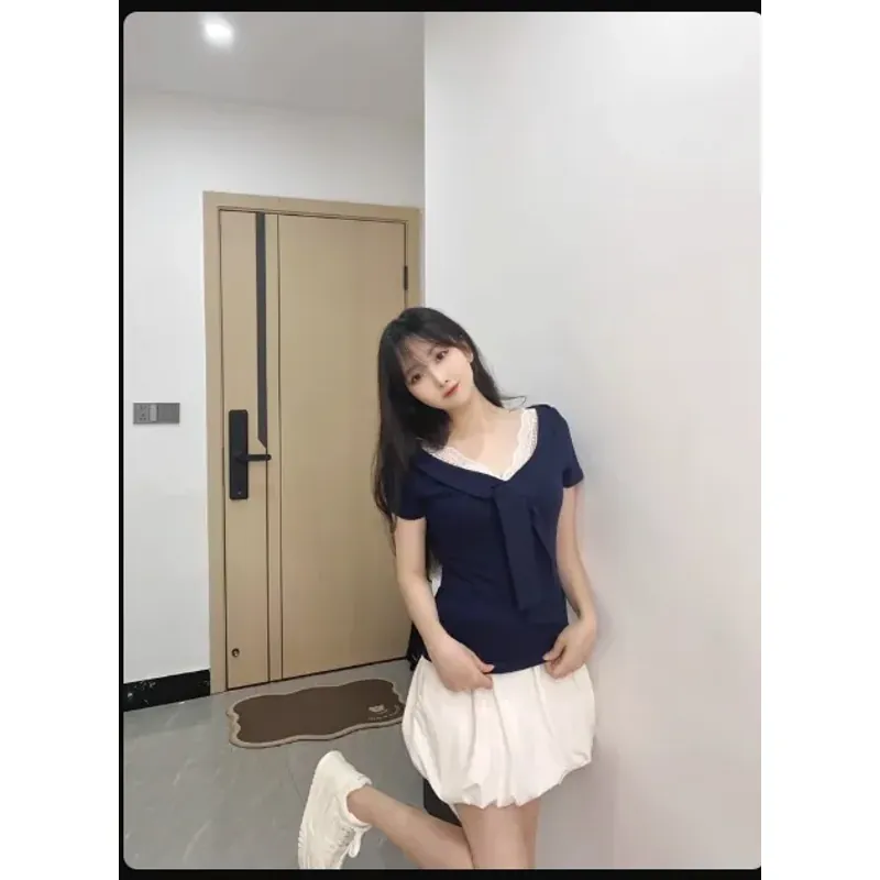 Áo thun NEWTAG nữ tính cổ ren hãng Seemon chất thun mềm mại 605686