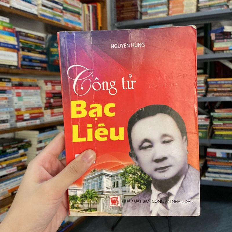 Công tử Bạc Liêu-Nguyên Hùng 529296