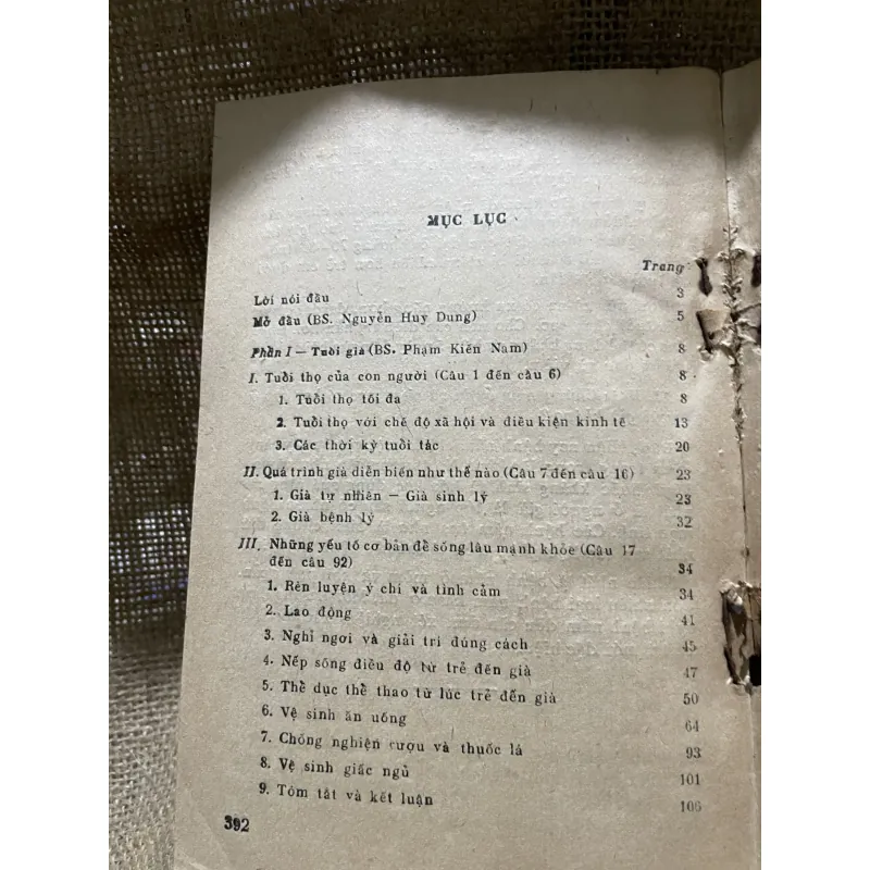 Y học và tuổi gia - 380 trang  799057