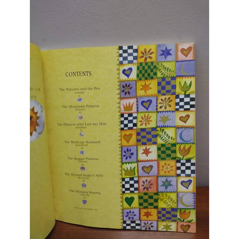 Sách ngoại văn thiếu nhi - The Barefoot Book of Princesses by Caitlín Matthews 654566