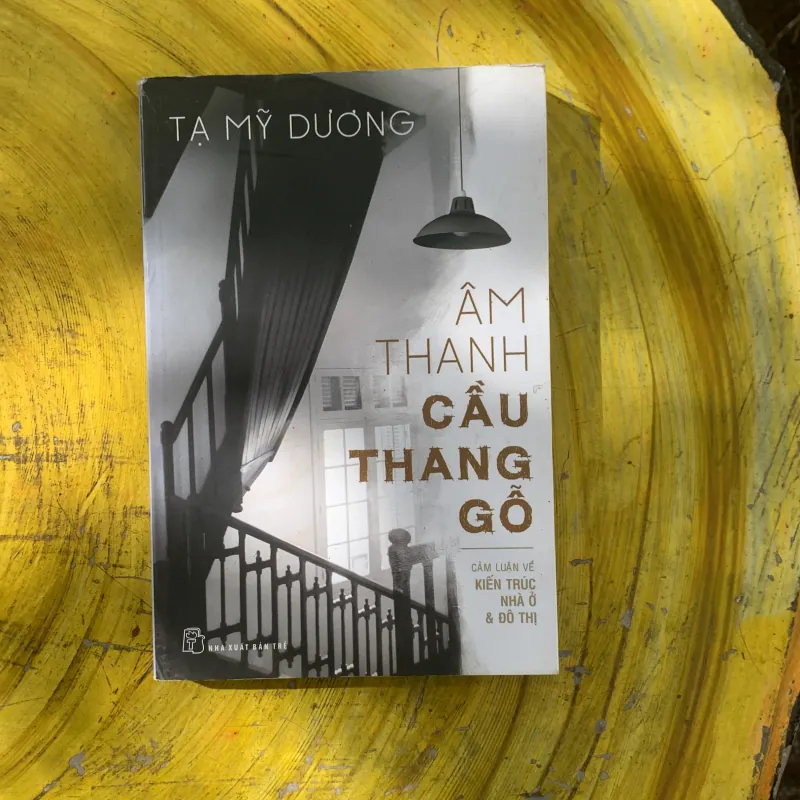 ÂM THANH CẦU THANG GỖ- TẠ MỸ DƯƠNG  792862