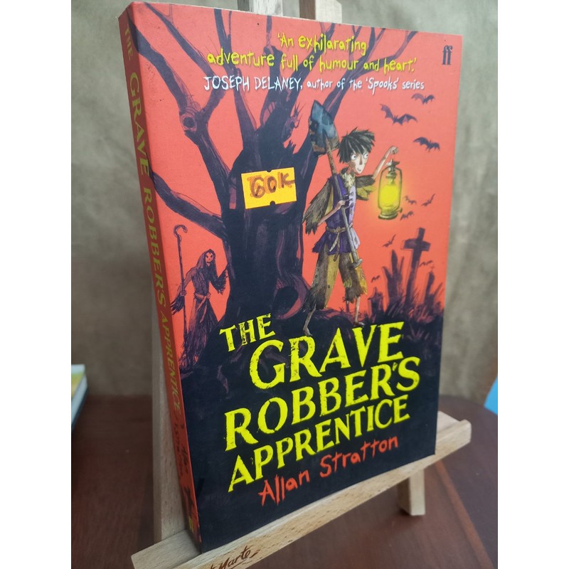 The Grave Robber's Apprentice (sáng ngoại văn đã qua sử dụng) 72005