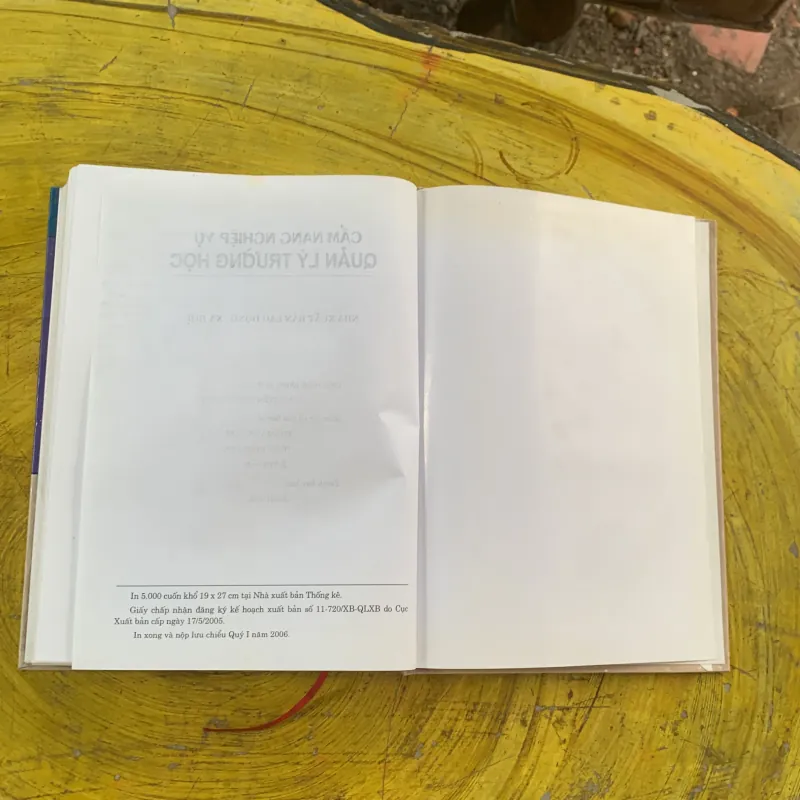 CẨM NANG NGHIỆP VỤ QUẢN LÝ TRƯỜNG HỌC - LÊ QUỲNH 956944