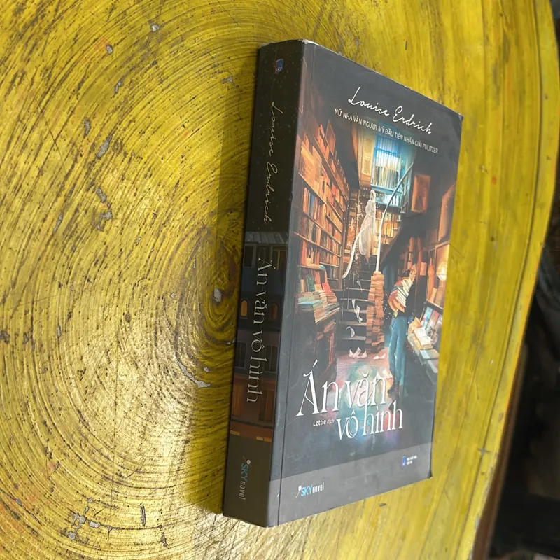 ÁN VĂN VÔ HÌNH- LOUIS ERDRICH 689647