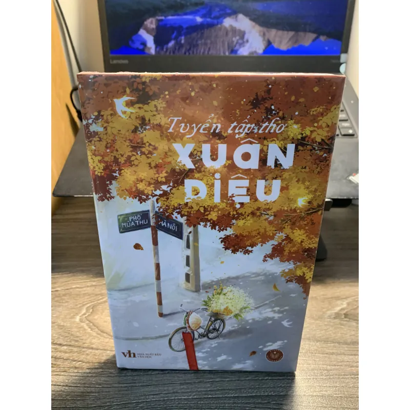 Tuyển tập thơ Xuân Diệu (bìa cứng) 931159