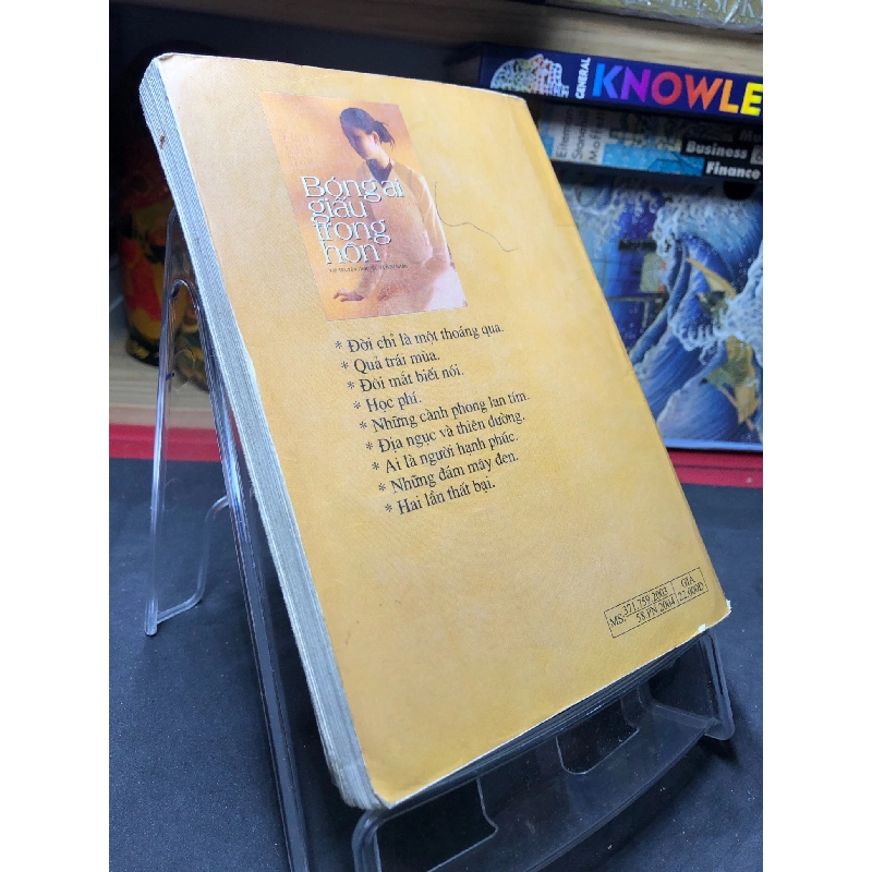Bóng ai giấu trong hồn 2004 mới 65% bẩn nhẹ rách góc gáy dưới Thùy Hương HPB0906 SÁCH VĂN HỌC 914913
