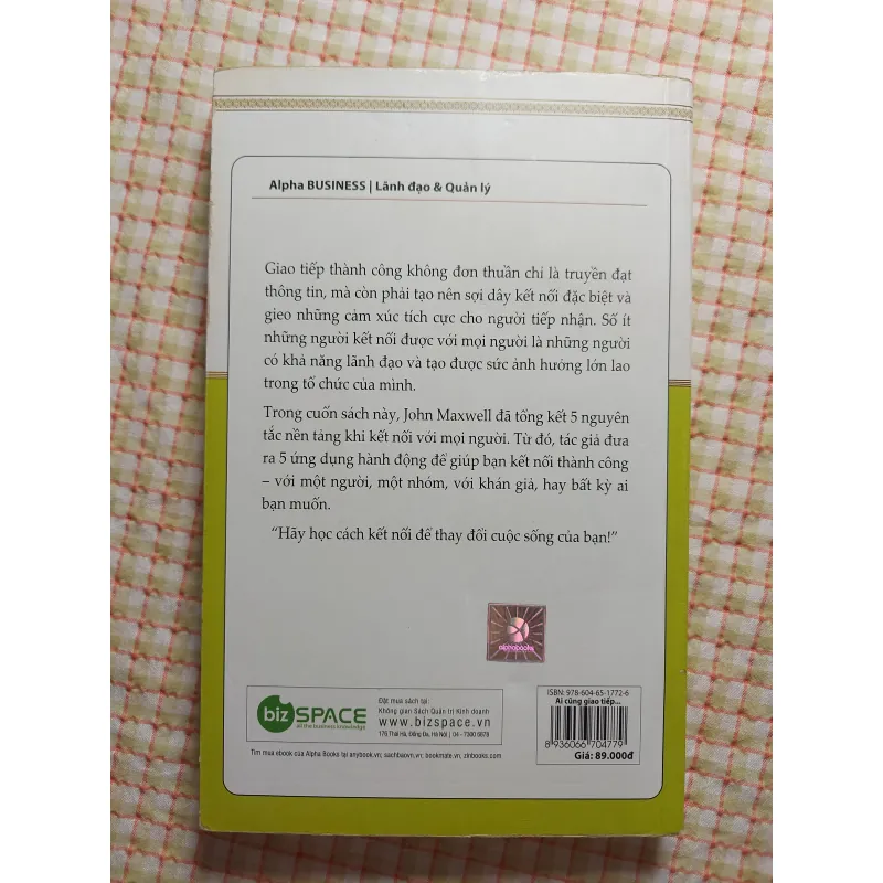 AI CŨNG GIAO TIẾP NHƯNG MẤY NGƯỜI KẾT NỐI - JOHN C.MAXWELL 751286