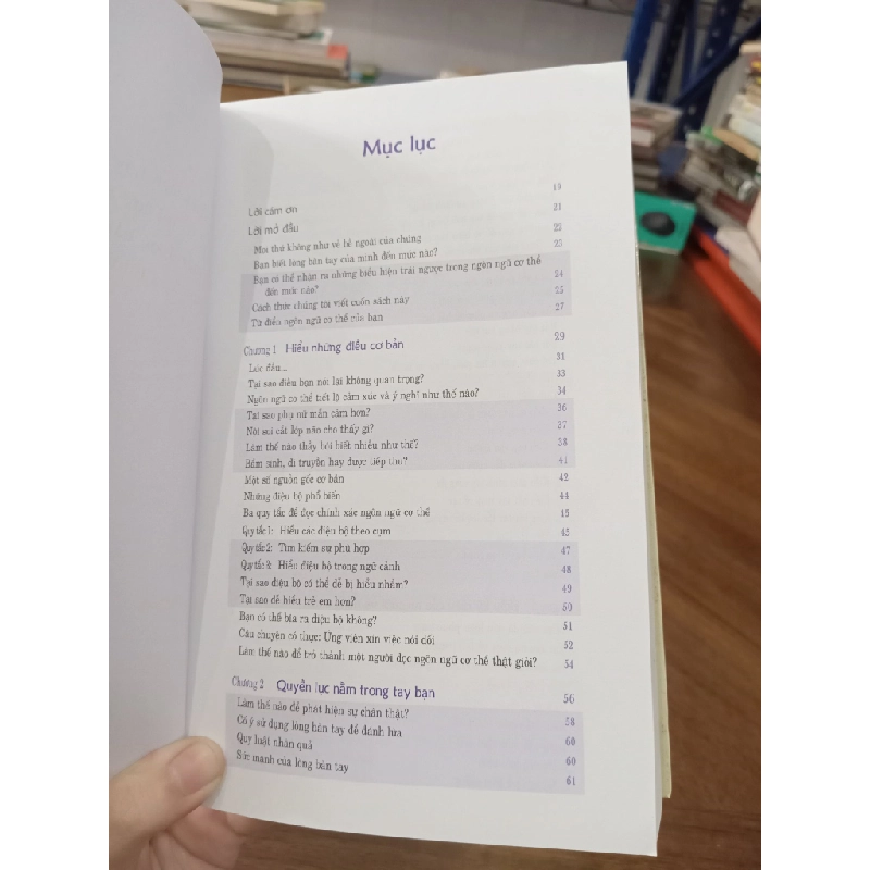 Cuốn sách hoàn hảo về ngôn ngữ cơ thể - Allan & Barbara Pease (Lê Huy Lâm dịch) 476366
