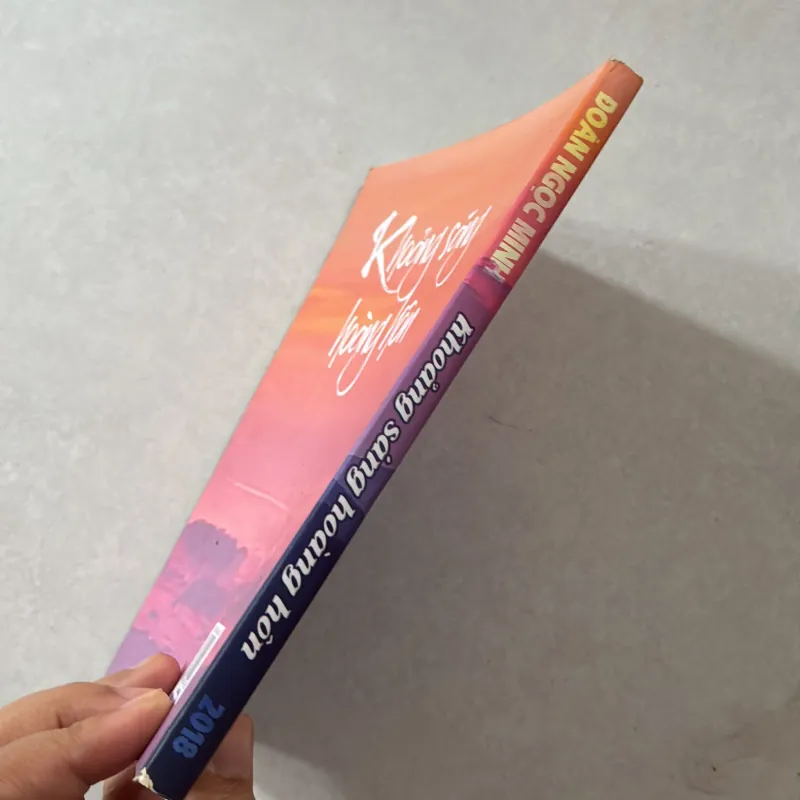 Khoảng sáng hoàng hôn - Đoàn Ngọc Minh 746872