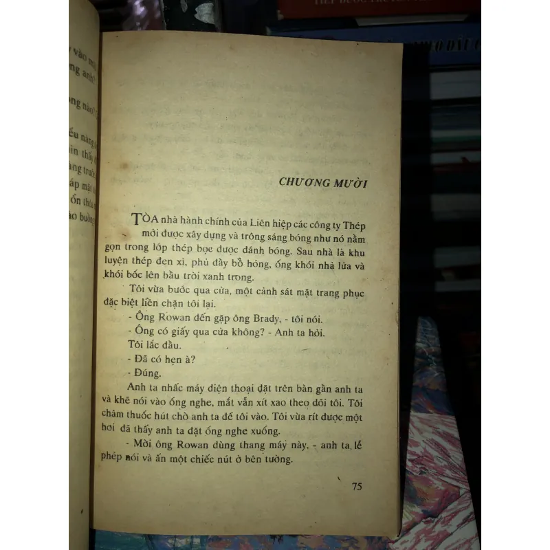 Giây phút lãng quên - Harold Robbins  977185