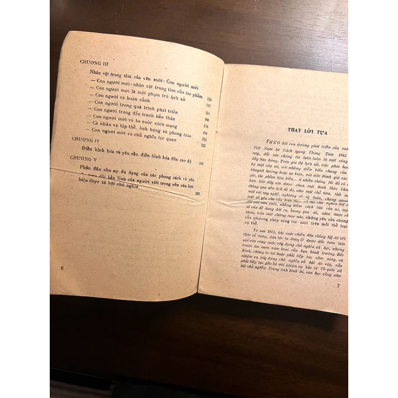 Văn xuôi Việt Nam trên con đường hiện thực xã hội chủ nghĩa (xb 1980) 552054