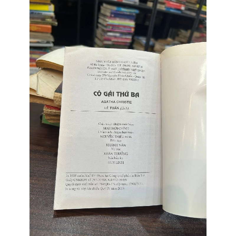 Cô Gái Thứ Ba - Agatha Christie 936686