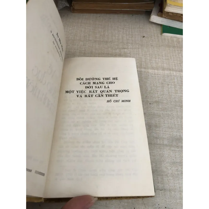 Về Giáo Dục Thanh Niên 1009846