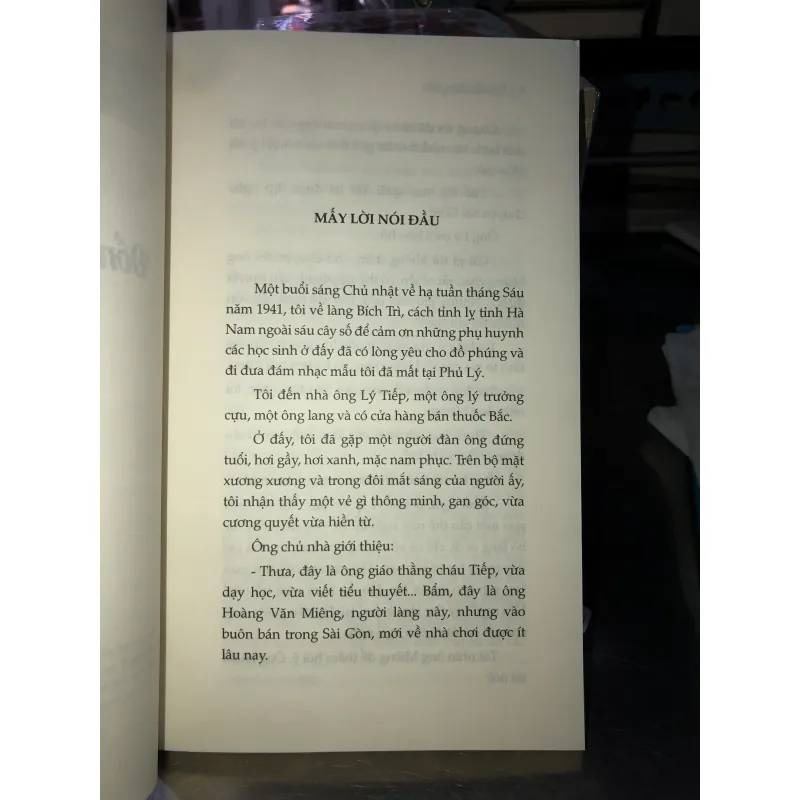 Đồng tiền hai mặt - Nguyễn Khắc Mẫn 779015