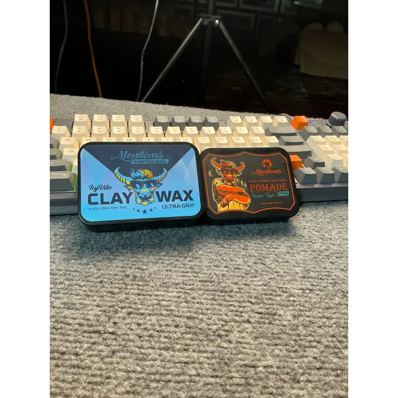 Sáp vuốt tóc của menitems bao giữ nếp, thơm, pass lại ae nào cần vì mình còn mấy hộp nữa 663533