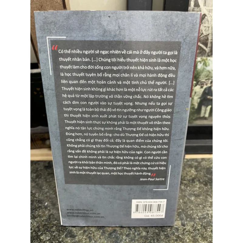 Thuyết hiện sinh là một thuyết nhân bản Jean-Paul Sartre 751932