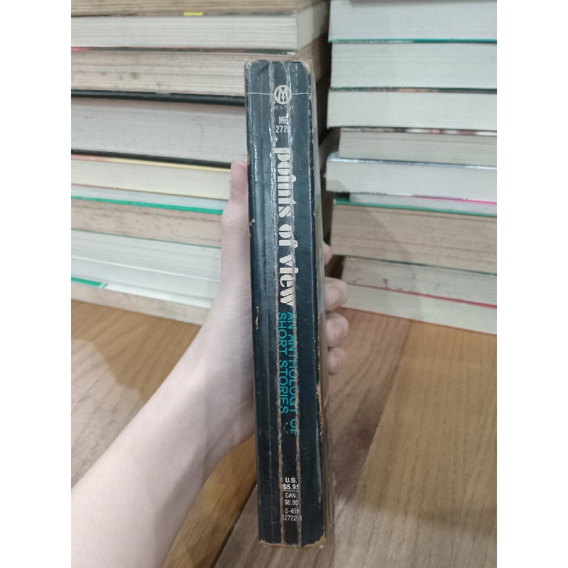 Points of view: An anthology of short stories - Edited by James Moffett and Kenneth R. McElheny 736398