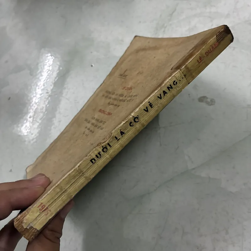 Dưới lá cờ vẻ vang của đảng… - Lê Duẫn - 1976s 1024232