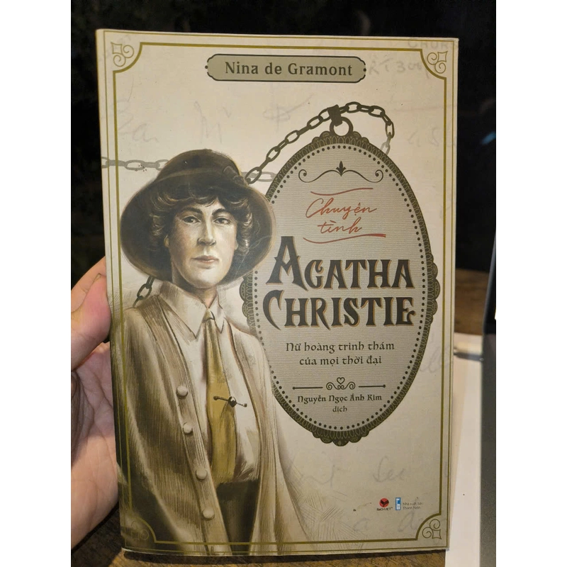 CHUYỆN TÌNH AGATHA CHRISTIE - Nina de Gramont 363730