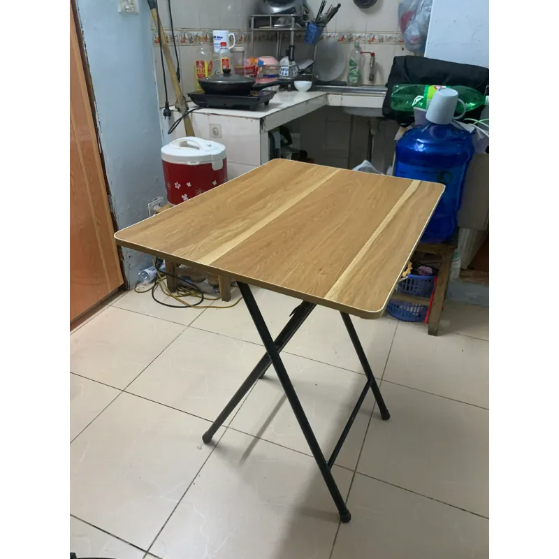 Bàn ăn gấp gọn mặt gỗ tự nhiên chân kim loại màu đen 745713