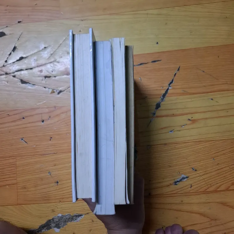 Combo 4 cuốn: Đời thay đổi khi chúng ta thay đổi, Thoát khỏi địa ngục Khmer Đỏ... 786189