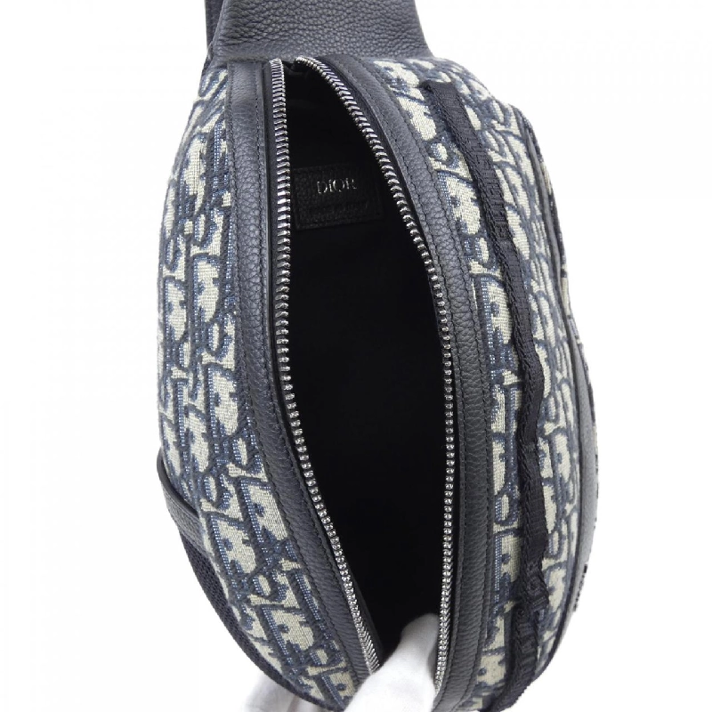 Túi DIOR 2ESBC311YKY - Hàng hiệu Chính hãng 902579