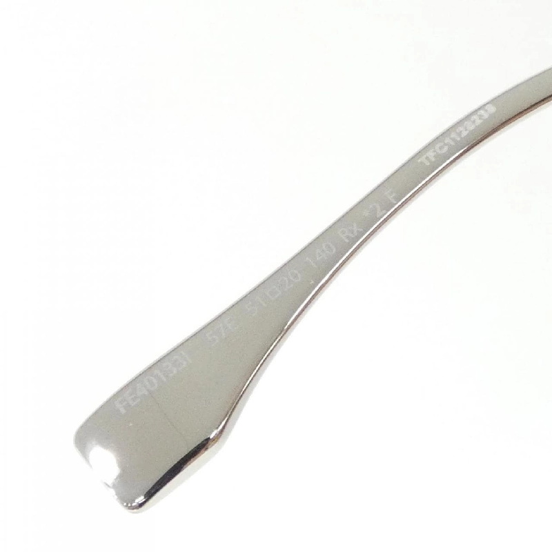 【Sản phẩm mới】Kính mát Fendi FE40133I 625177