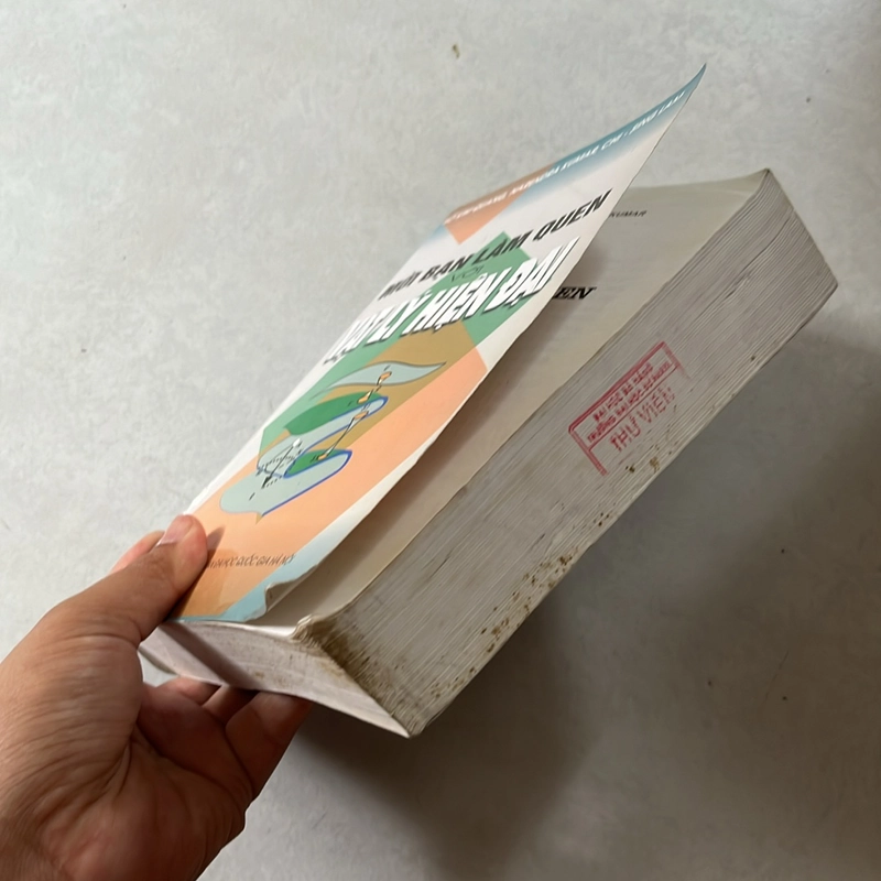 Mời bạn làm quen với vật lý hiện đại (Hồ Kim Quang) 507787